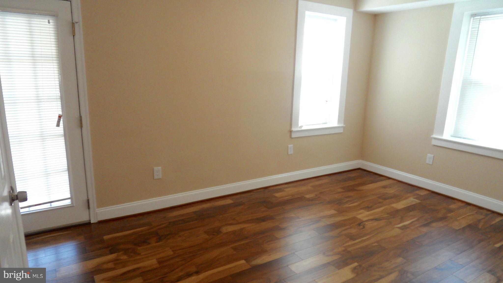 3316 Offutt Road Randallstown, MD 21133 - Photo 7 of 28 Living Room