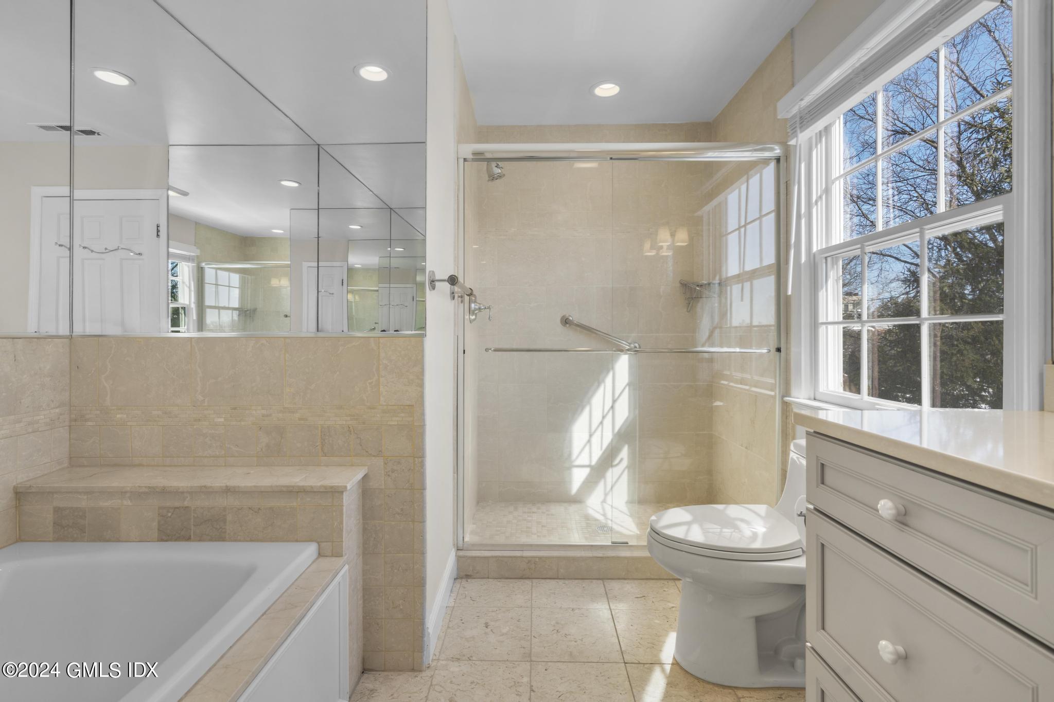 172 Field Point Road, Unit 1 Greenwich, CT 06830 - Photo 14 of 36 DSC09442