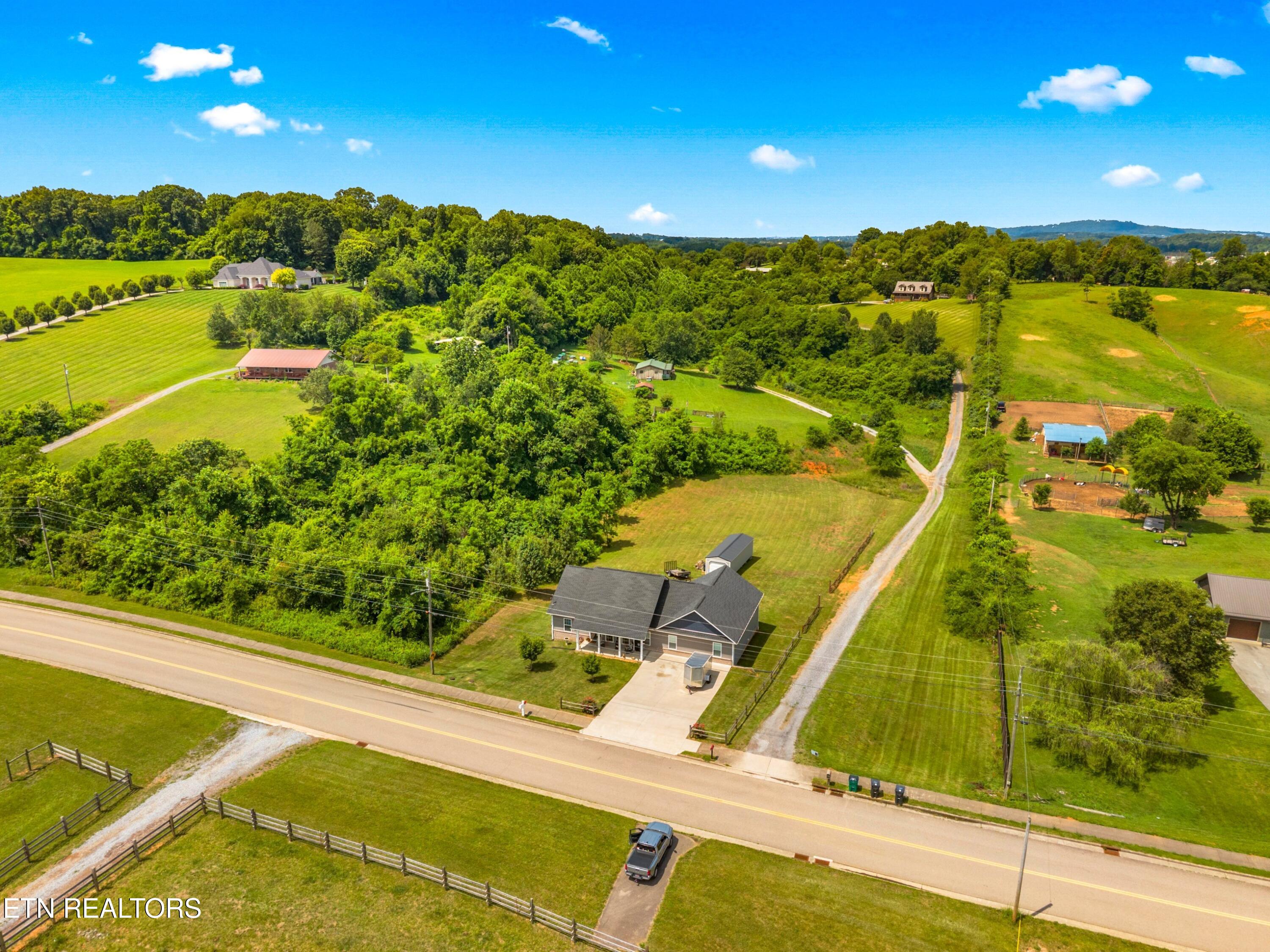 670 Jones-Franklin Road Morristown, TN 37813 - Photo 36 of 37 040-670JonesFranklinRoad-Morristown-TN-3