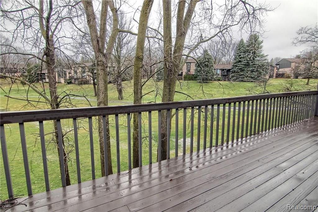 1965 Pine Ridge Lane Bloomfield Hills, MI 48302 - Photo 8 of 38