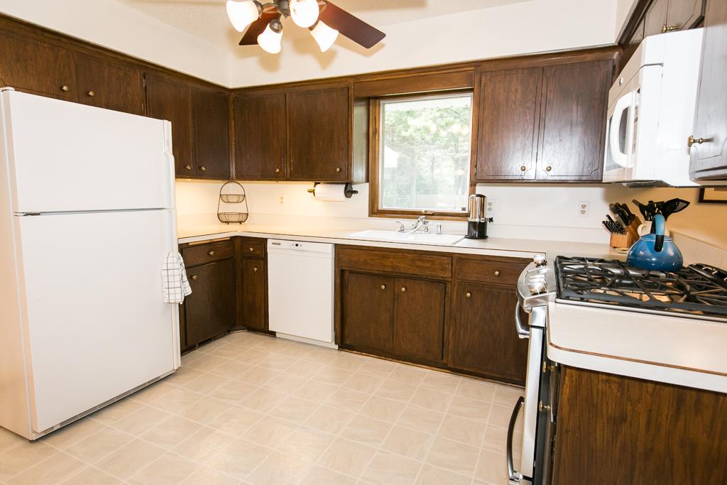 2367 Sherwood Road Mounds View, MN 55112 - Photo 3 of 25 Gallery Image 3