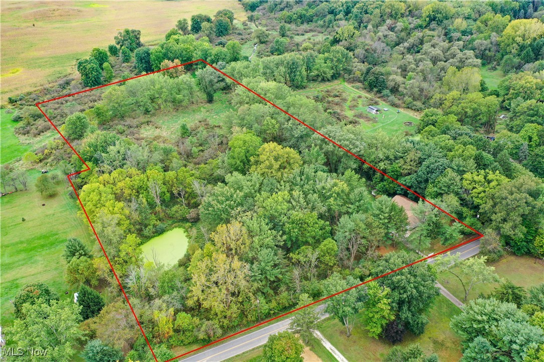 2398 Trares Road Mogadore, OH 44260 - Photo 27 of 29 Red lines are not to scale
