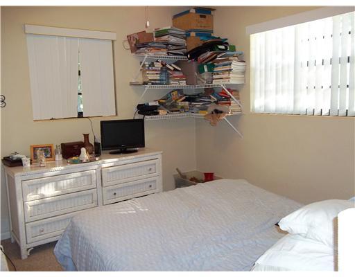 229 Davis Road Palm Springs, FL 33461 - Photo 10 of 13 Additional Photo