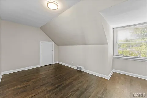 $522,900 | 38 Chafford Woods, St. Louis, MO 63144