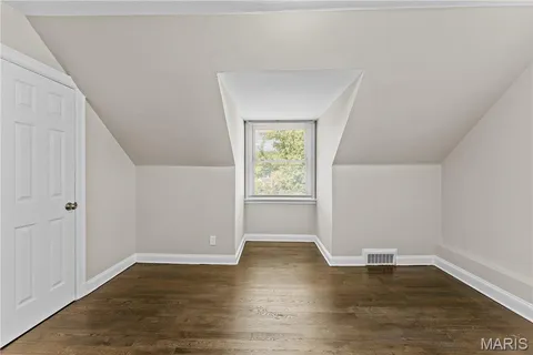 $522,900 | 38 Chafford Woods, St. Louis, MO 63144