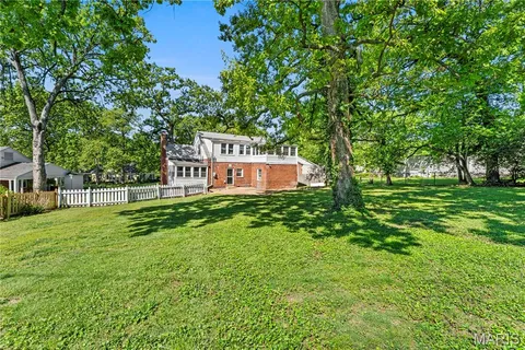 $522,900 | 38 Chafford Woods, St. Louis, MO 63144