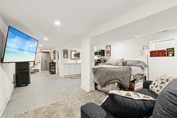 $529,900 | 6242 South Nashville Avenue, Chicago, IL 60638