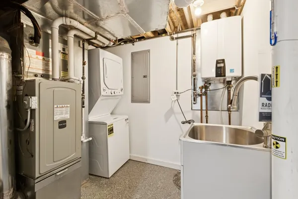 $529,900 | 6242 South Nashville Avenue, Chicago, IL 60638