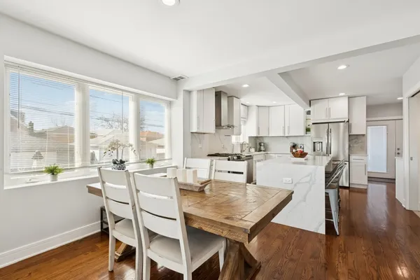 $529,900 | 6242 South Nashville Avenue, Chicago, IL 60638