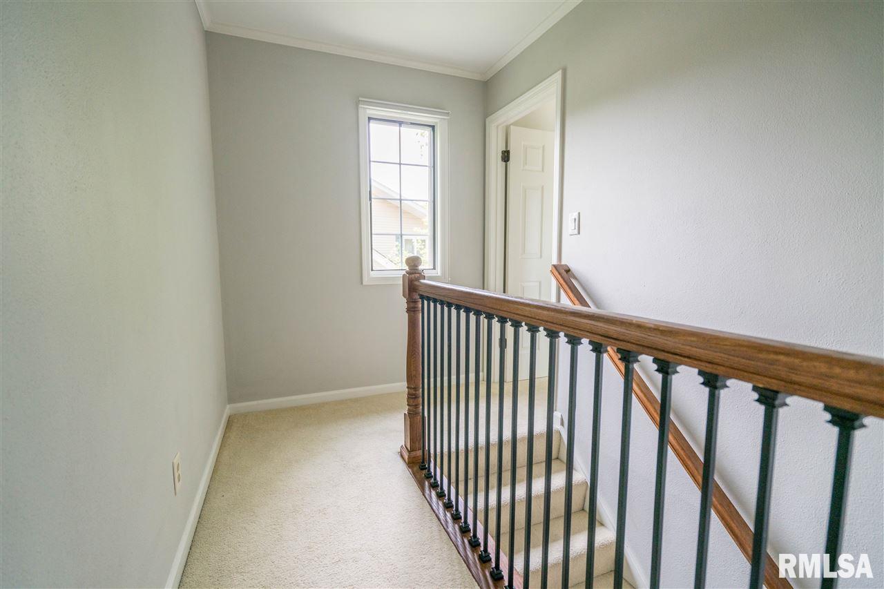 364 East High Point Road Peoria, IL 61614 - Photo 12 of 27 Gallery Image 12
