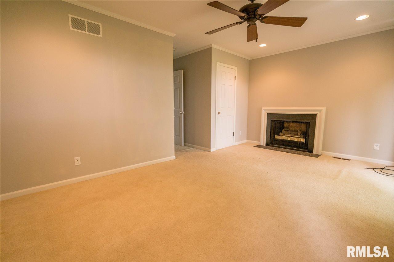 364 East High Point Road Peoria, IL 61614 - Photo 14 of 27 Gallery Image 14
