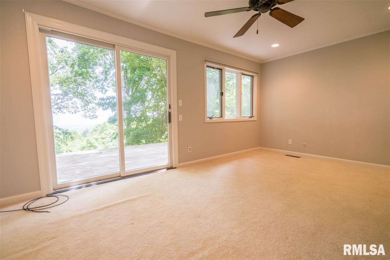 364 East High Point Road Peoria, IL 61614 - Photo 15 of 27 Gallery Image 15