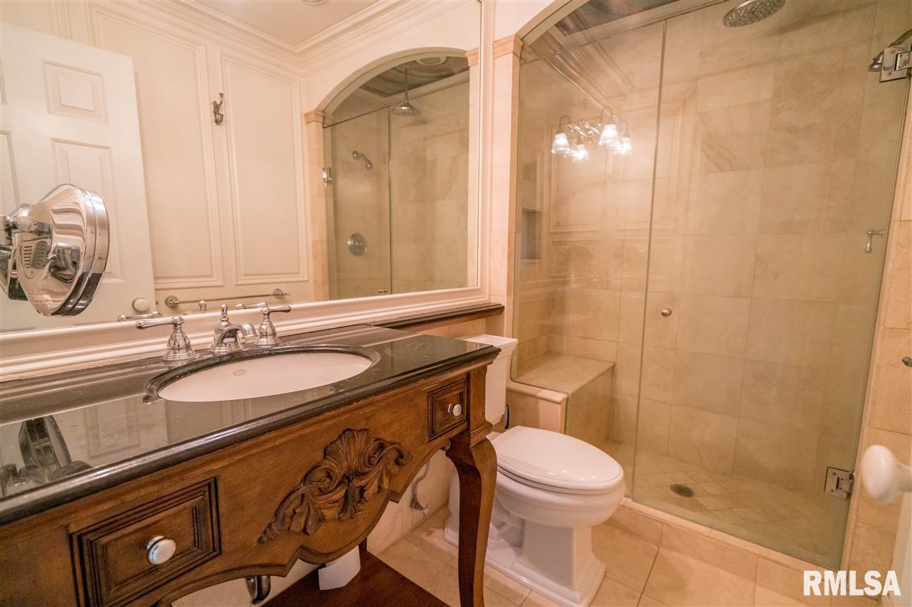 364 East High Point Road Peoria, IL 61614 - Photo 18 of 27 Gallery Image 18