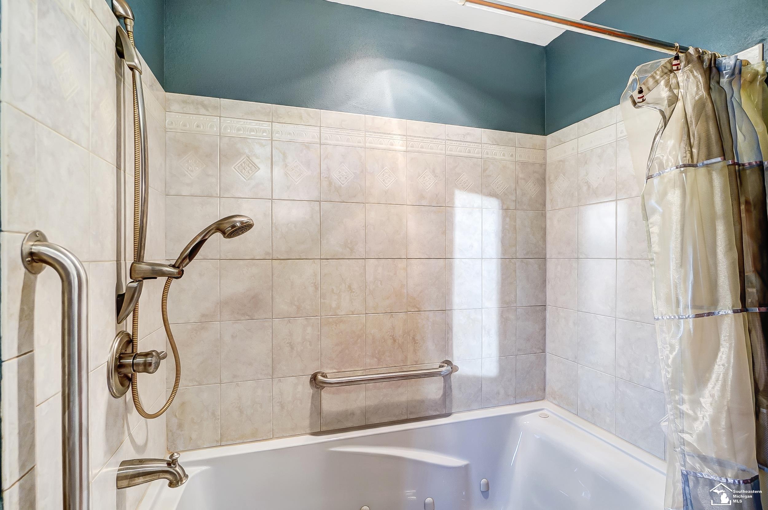 15620 West Dunbar Road Dundee, MI 48131 - Photo 38 of 59 50128838-027cdc8b-f99f-4b8b-9716-9c833175e862.JPG