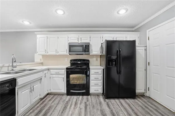 $264,900 | 212 East Hansen Court, Independence, MO 64055