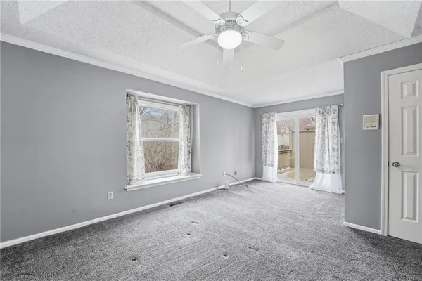$264,900 | 212 East Hansen Court, Independence, MO 64055