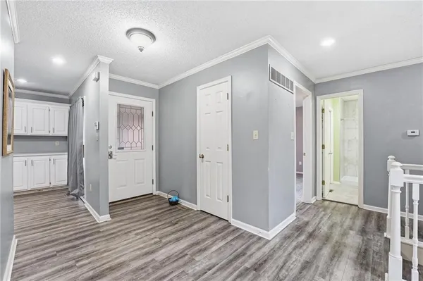 $264,900 | 212 East Hansen Court, Independence, MO 64055