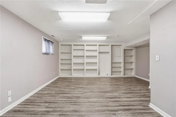 $264,900 | 212 East Hansen Court, Independence, MO 64055