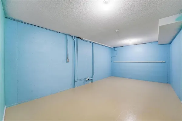 $264,900 | 212 East Hansen Court, Independence, MO 64055