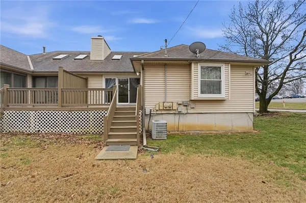 $264,900 | 212 East Hansen Court, Independence, MO 64055