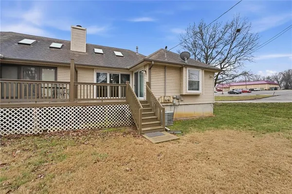 $264,900 | 212 East Hansen Court, Independence, MO 64055