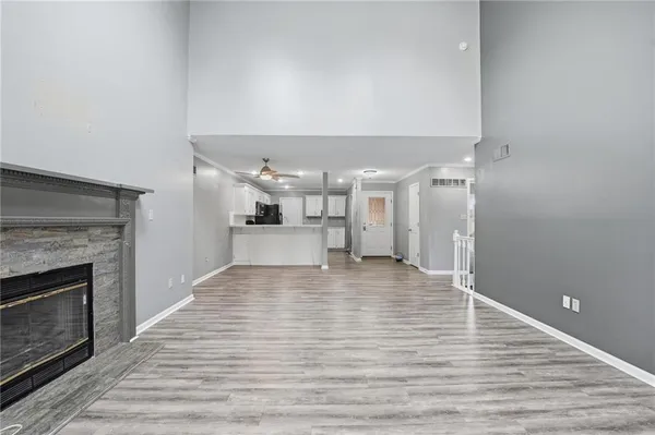 $264,900 | 212 East Hansen Court, Independence, MO 64055