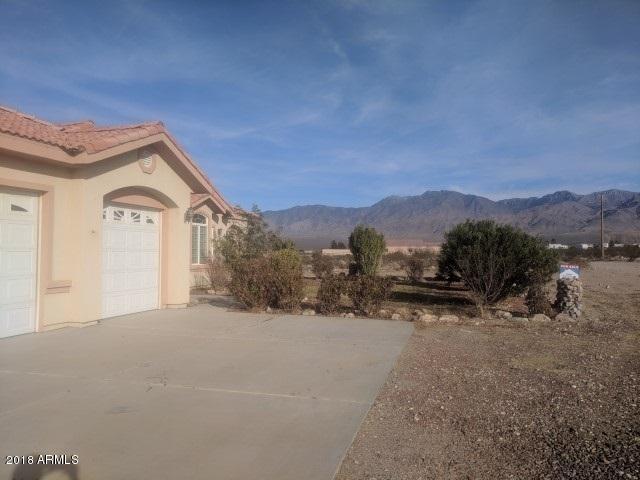 785 East Rainbow Road Littlefield, AZ 86432 - Photo 1 of 13 1