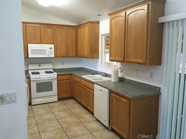 $2,000 | 7095 Fairview Drive, Kelseyville, CA 95451