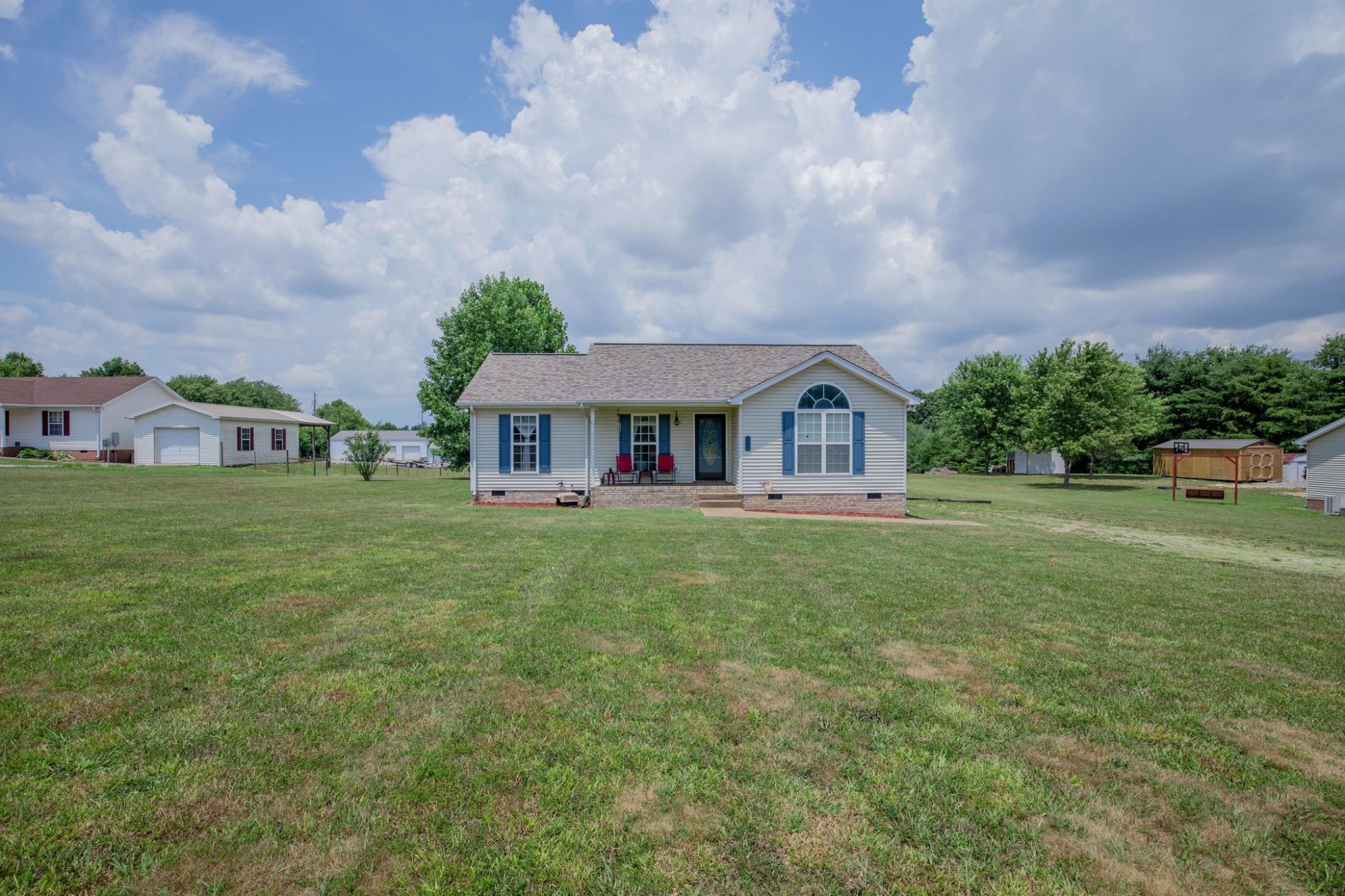 207 Hester Road Portland, TN 37148 - Photo 3 of 41 a front view of house with yard and green space