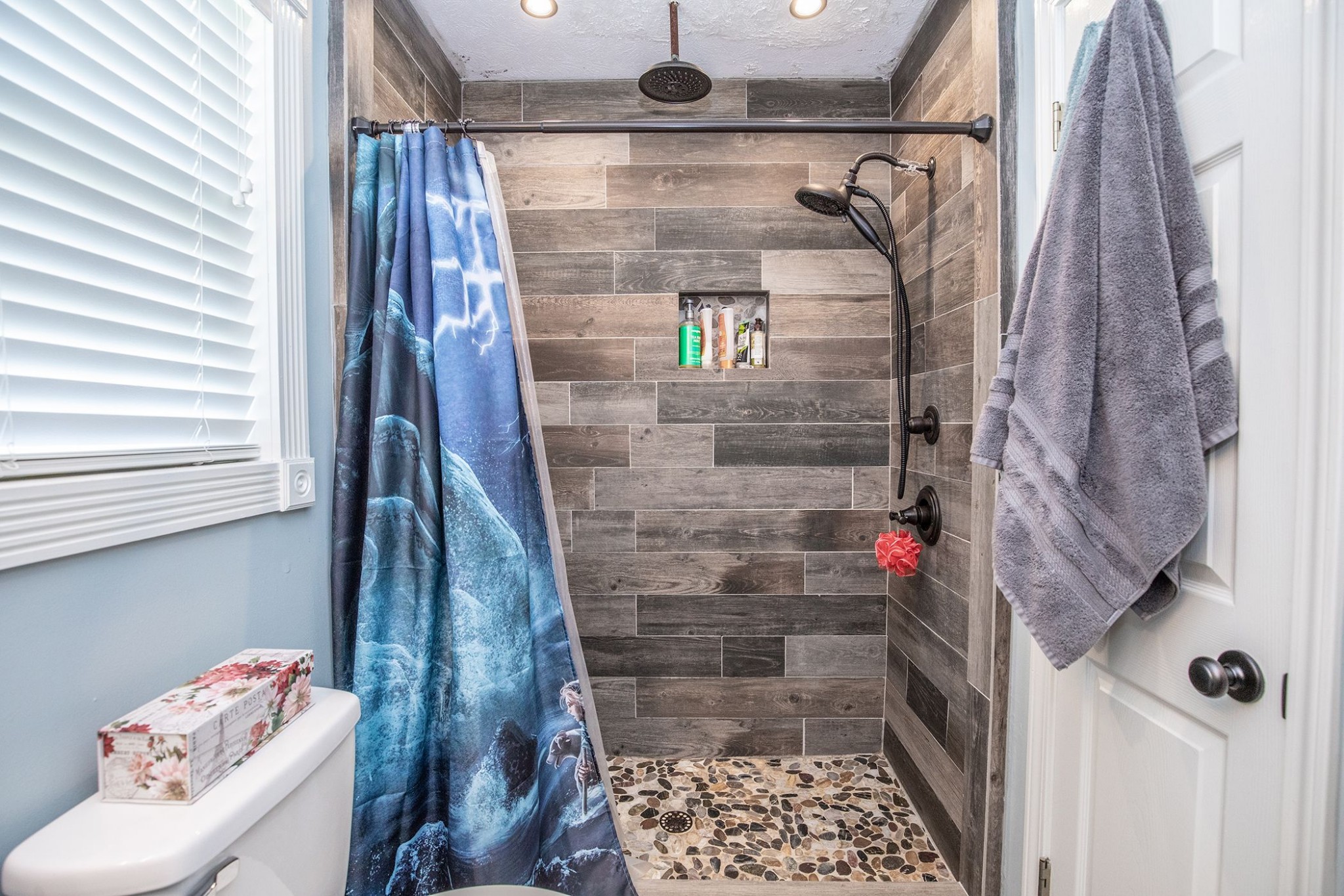 207 Hester Road Portland, TN 37148 - Photo 36 of 41 a bathroom with a shower