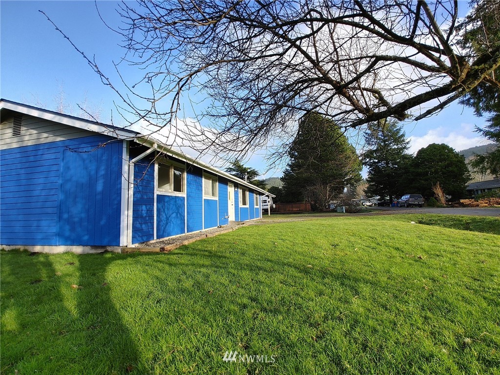 1611 Sutherland Street Forks, WA 98331 - Photo 3 of 34 Gallery Image 3