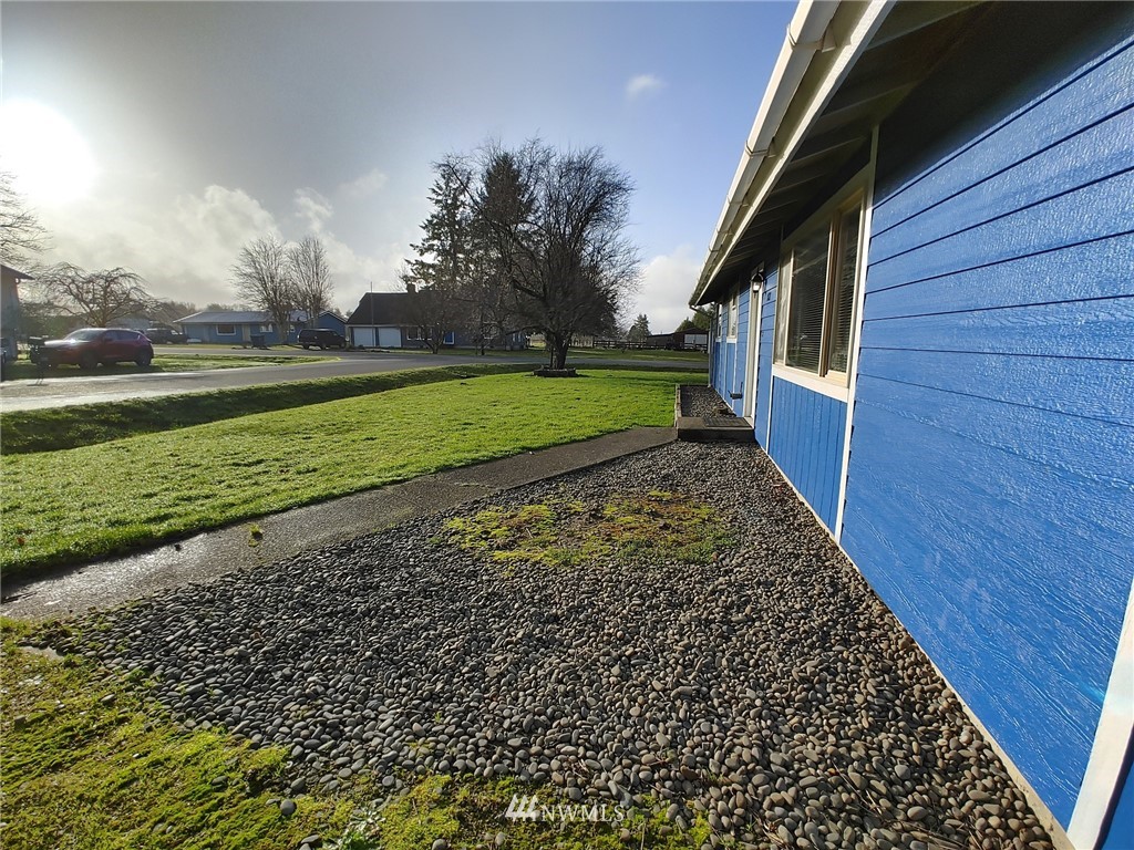 1611 Sutherland Street Forks, WA 98331 - Photo 4 of 34 Gallery Image 4
