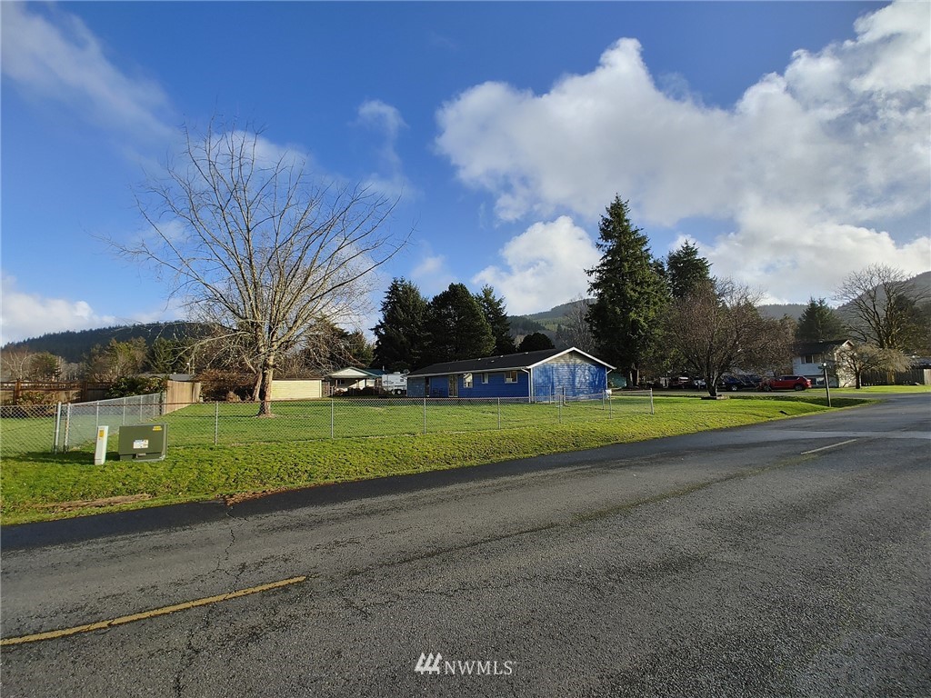 1611 Sutherland Street Forks, WA 98331 - Photo 33 of 34 Gallery Image 33