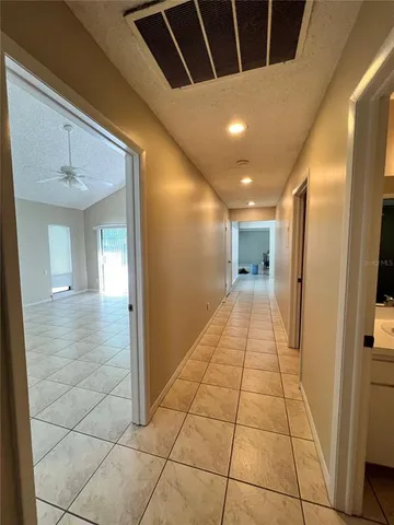 $2,650 | 3207 Tarabrook Drive, Tampa, FL 33618