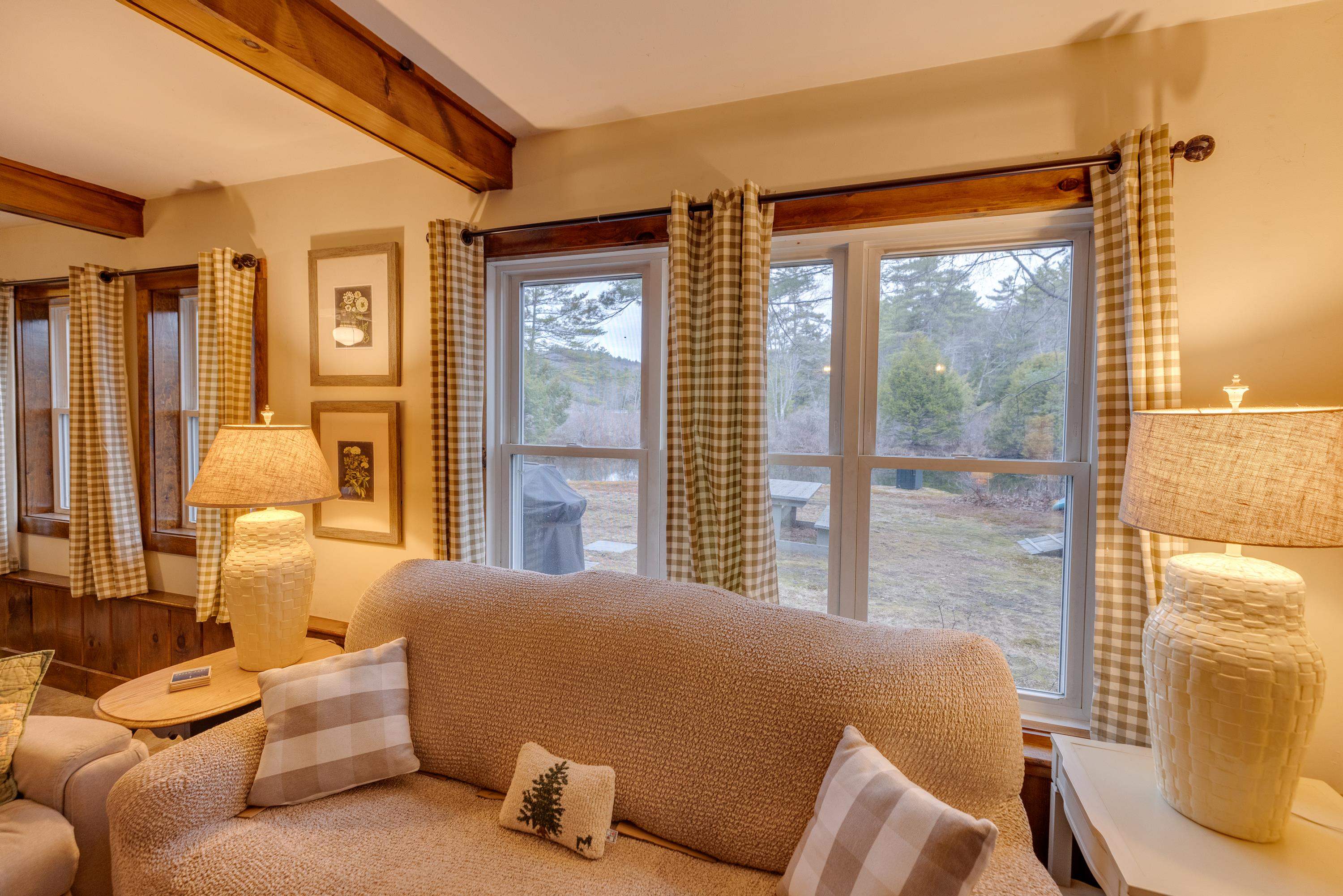 255 River Street Ashland, NH 03217 - Photo 11 of 33