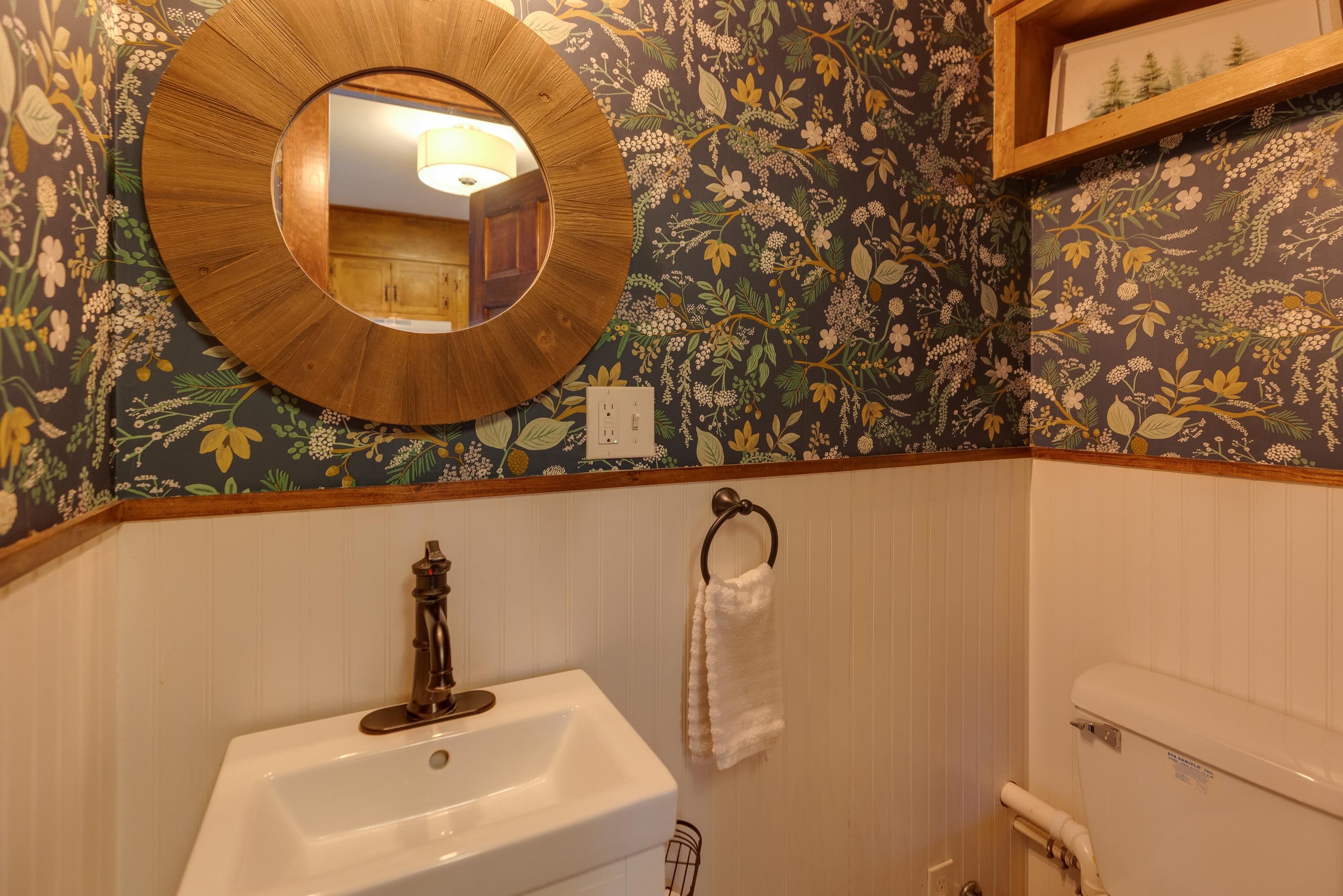 255 River Street Ashland, NH 03217 - Photo 12 of 33