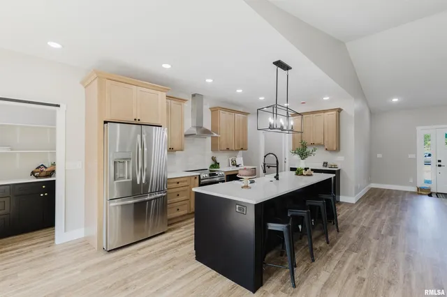 $479,900 | 704 Jonathan Lane, Unit NONE, Carterville, IL 62918