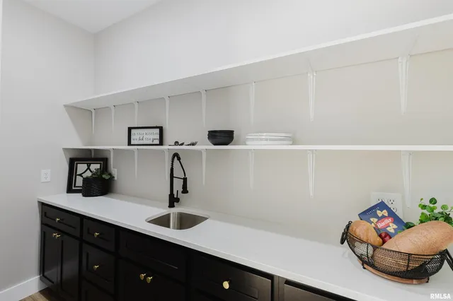 $479,900 | 704 Jonathan Lane, Unit NONE, Carterville, IL 62918