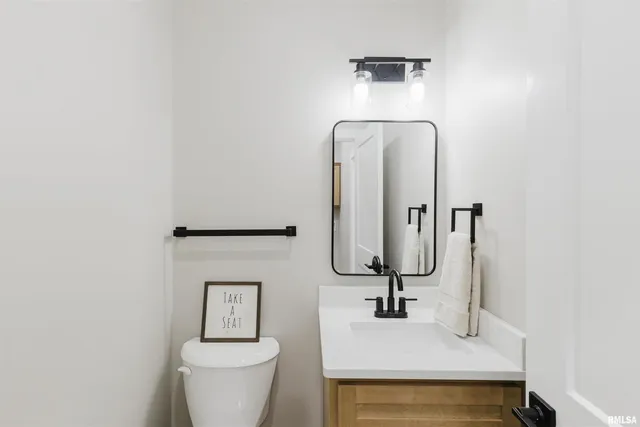 $479,900 | 704 Jonathan Lane, Unit NONE, Carterville, IL 62918