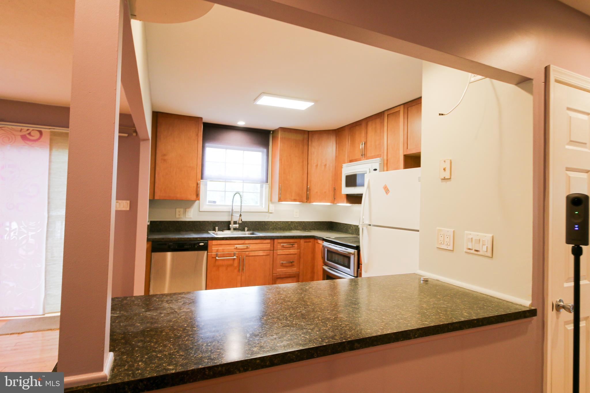 877 Wilson Road Arnold, MD 21012 - Photo 3 of 30 kitchen