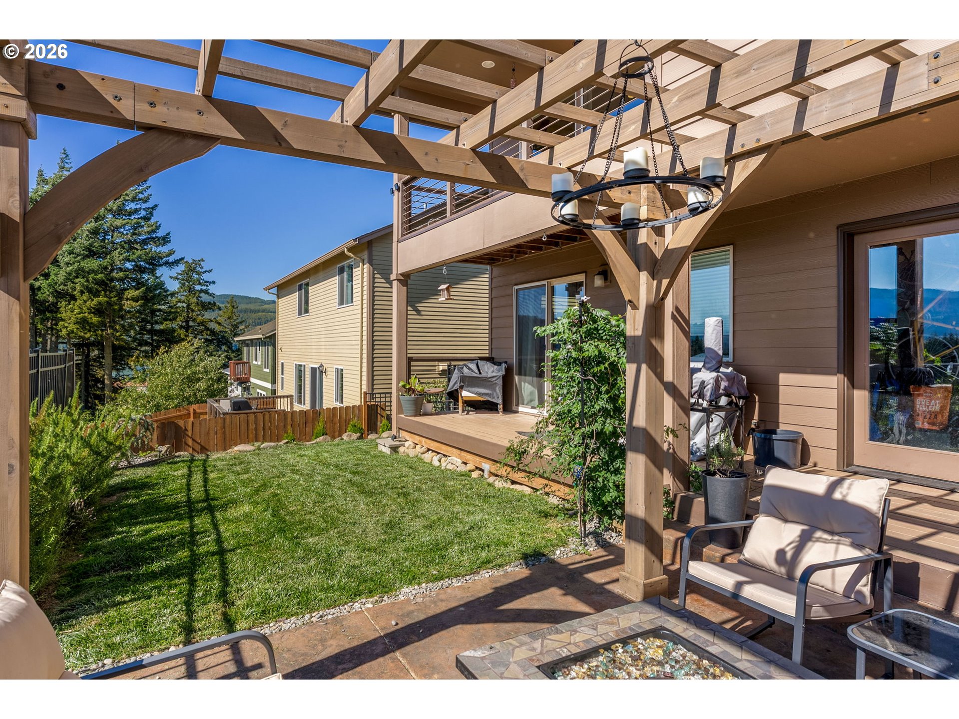 91 Warm Springs Drive Cascade Locks, OR 97014 - Photo 16 of 45 Yard