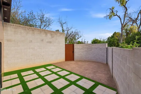 $2,700,000 | 540 West Solano Drive, Phoenix, AZ 85013