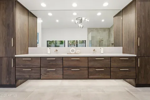 $2,700,000 | 540 West Solano Drive, Phoenix, AZ 85013