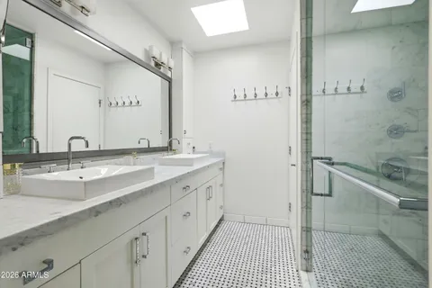 $2,700,000 | 540 West Solano Drive, Phoenix, AZ 85013