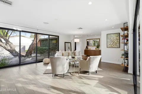 $2,700,000 | 540 West Solano Drive, Phoenix, AZ 85013