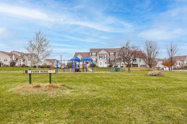 $254,000 | 1658 Fieldstone Drive North, Shorewood, IL 60404