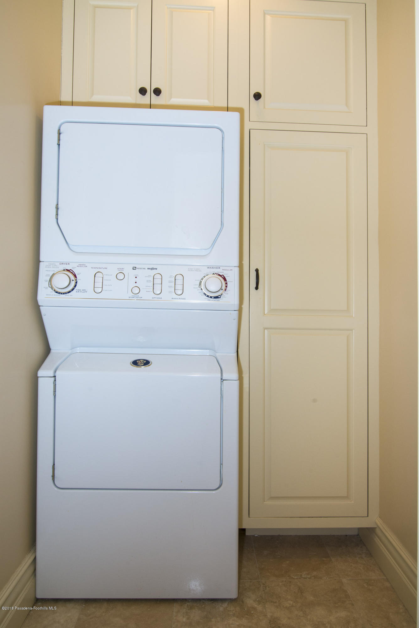 2323 Crystal Lane Pasadena, CA 91107 - Photo 46 of 67 CJC_5223B