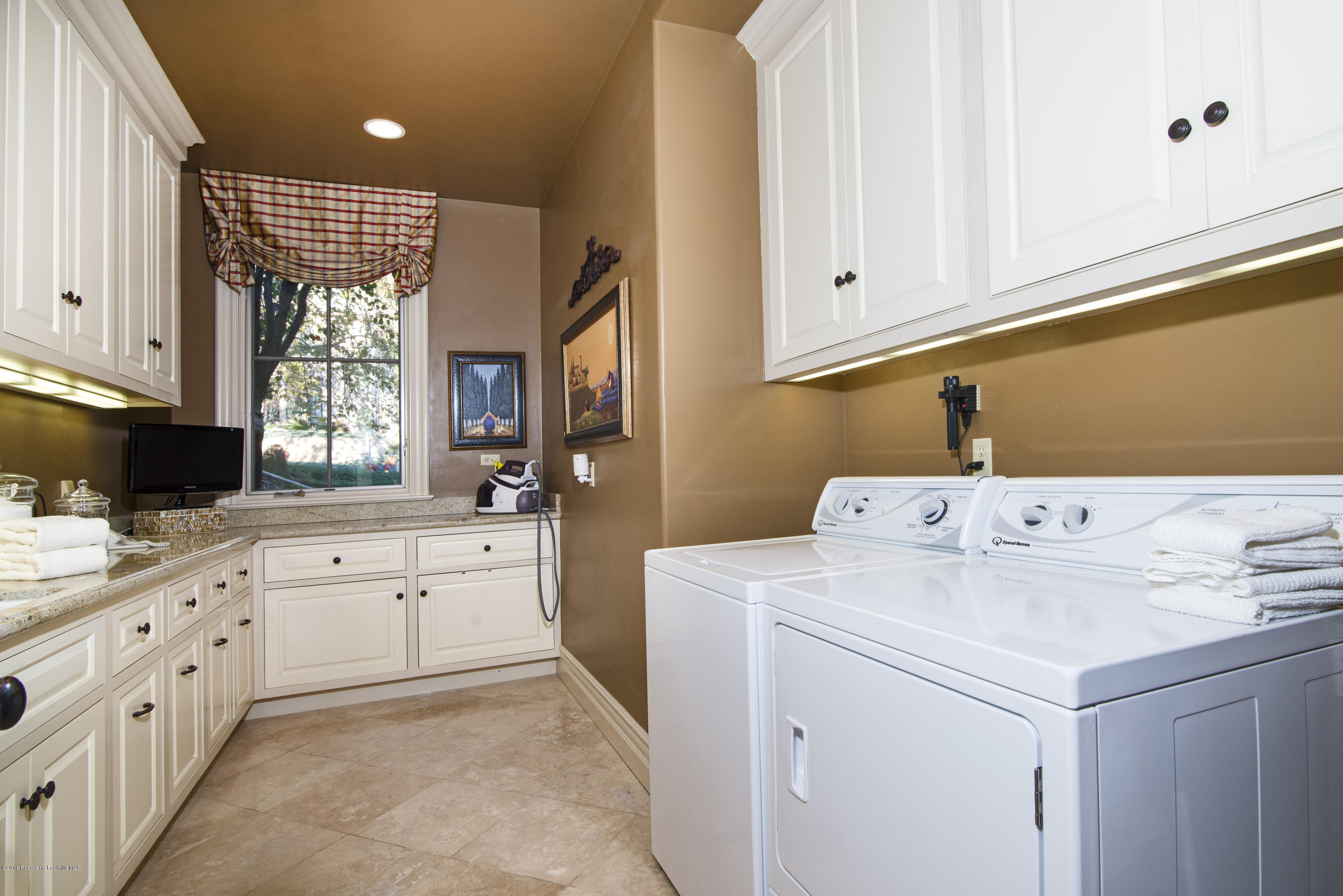 2323 Crystal Lane Pasadena, CA 91107 - Photo 47 of 67 CJC_5146B