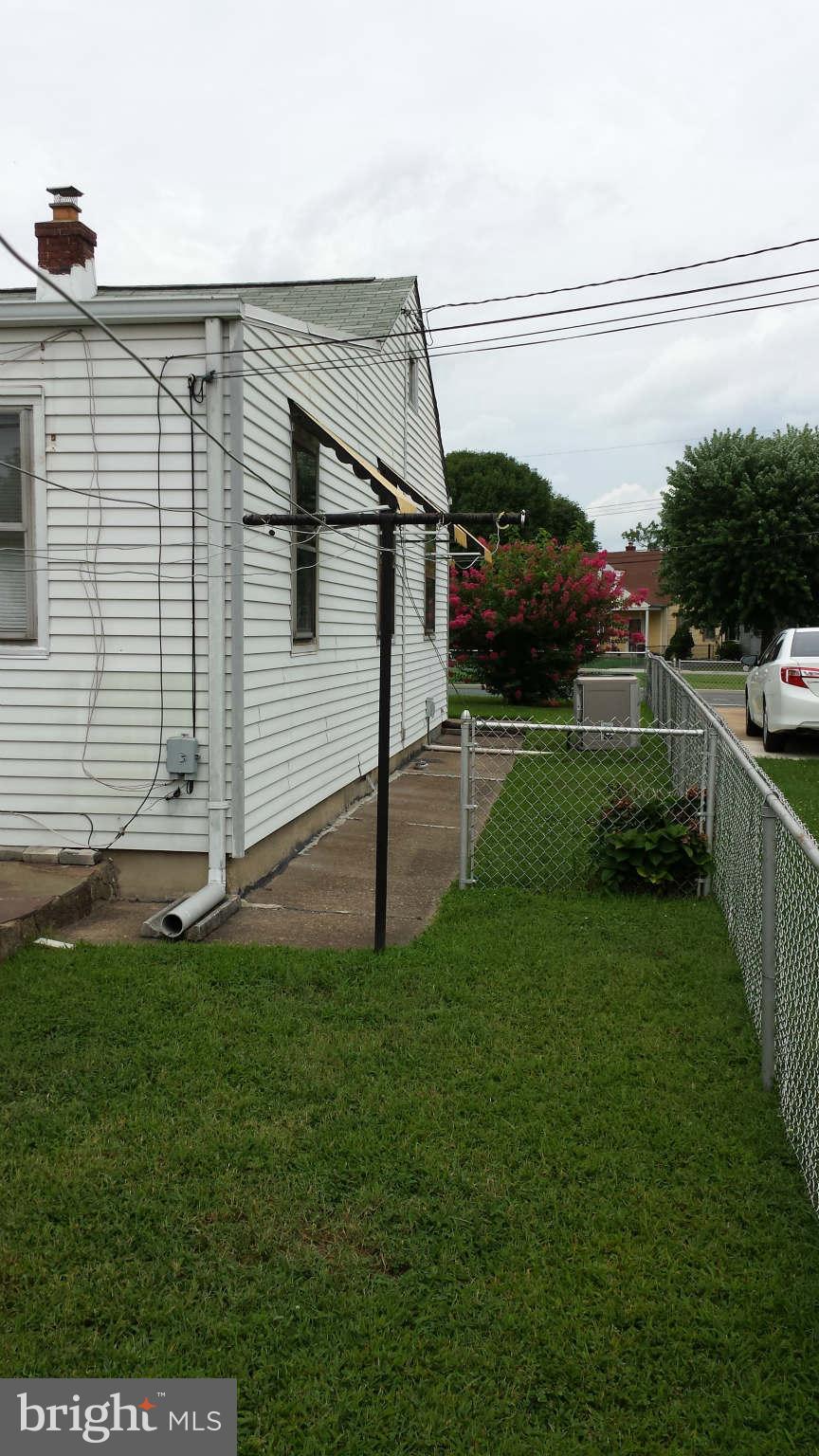 8229 Bullneck Road Baltimore, MD 21222 - Photo 4 of 10 a view of a terrace