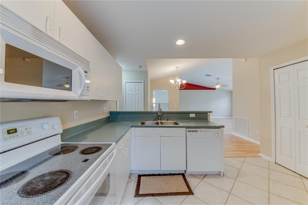 8418 Wren Road Fort Myers, FL 33967 - Photo 13 of 25
